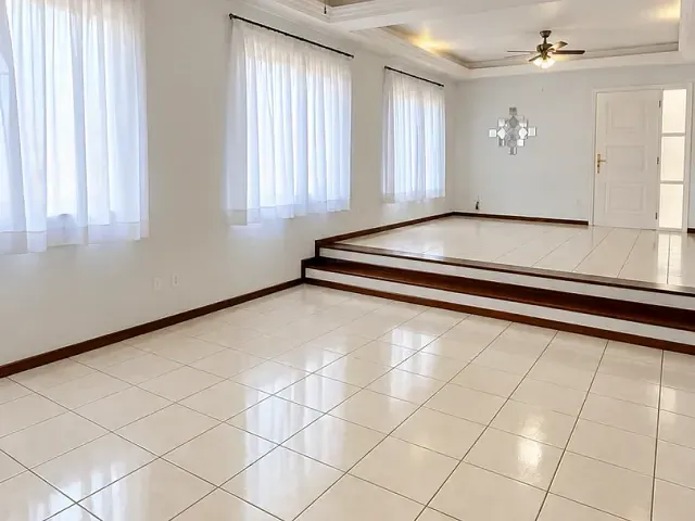 Casa com 252m² 3 quartos e 2 banheiros, à venda, no bairro Fazenda São Quirino em Campinas