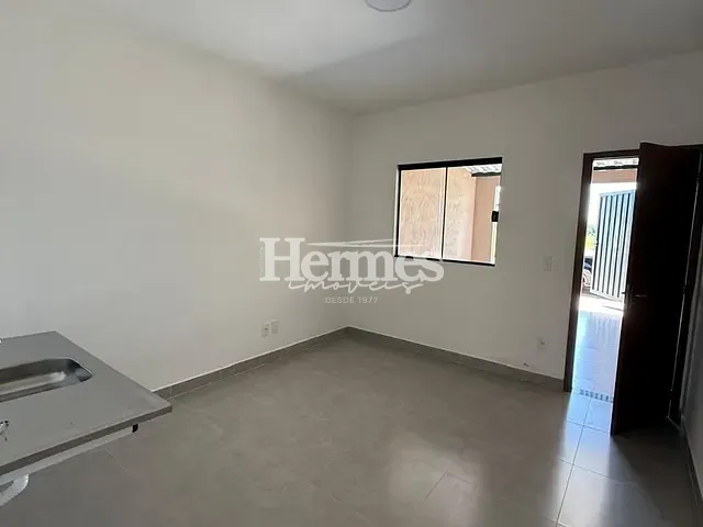 Casa com 75m² 2 quartos e 1 banheiro, para alugar, no bairro São Luiz em Paulínia