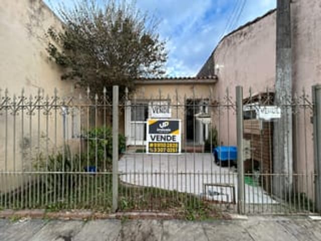 Casa com 155m² 2 quartos e 2 banheiros, à venda, no bairro Três Vendas em Pelotas