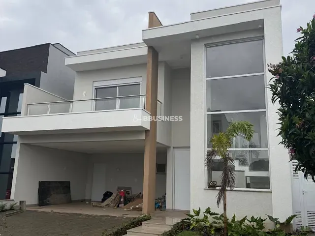 Casa com 300m² 4 quartos e 5 banheiros, à venda, no bairro Jardim Ypê em Paulínia