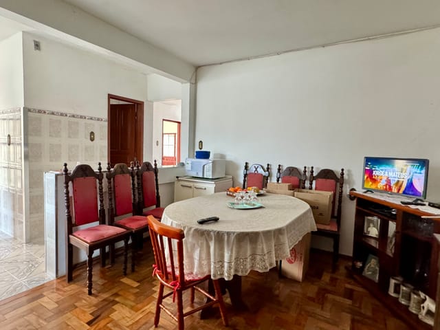 Casa com 277m² 3 quartos e 2 banheiros, à venda, no bairro Fragata em Pelotas