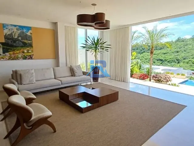 Casa com 510m² 4 quartos e 1 banheiro, à venda, no bairro Reserva Santa Rosa em Itatiba
