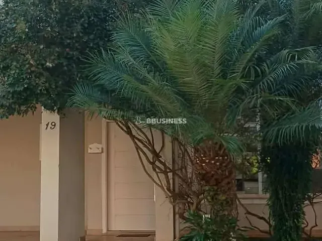 Casa com 380m² 4 quartos e 4 banheiros, à venda ou para alugar, no bairro Vila Hollândia em Campinas