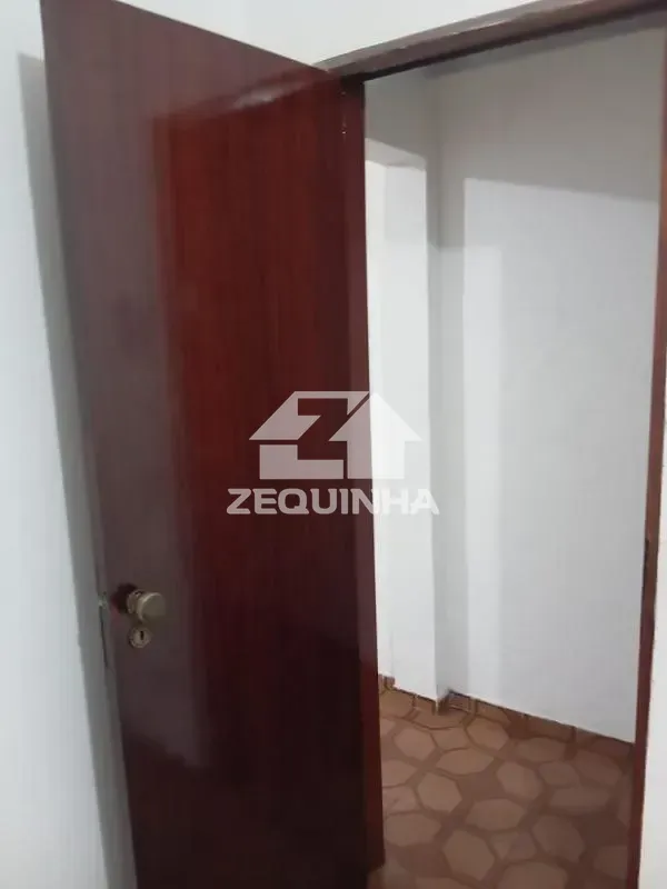 Casa, 3 quartos, 233 m² - Foto 4