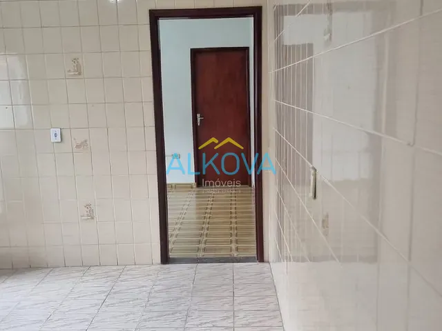 Casa com 130m² 2 quartos e 1 banheiro, à venda, no bairro Jardim Vale do Sol em São José dos Campos