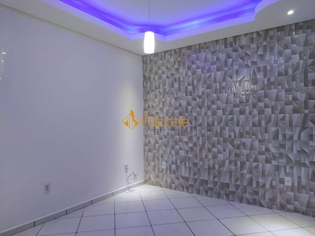 Casa com 125m² 2 quartos e 2 banheiros, à venda, no bairro Mombaça em Pindamonhangaba