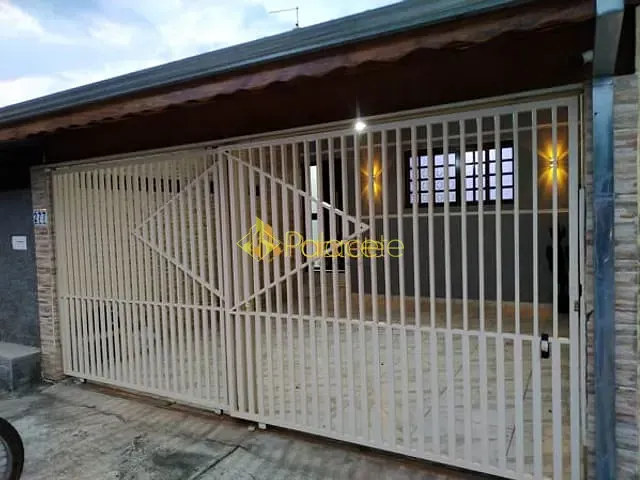 Casa com 125m² 2 quartos e 2 banheiros, à venda, no bairro Mombaça  em Pindamonhangaba