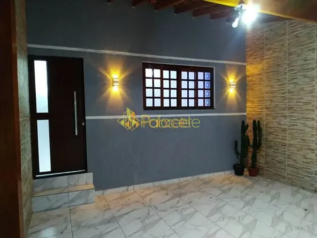Casa com 125m² 2 quartos e 2 banheiros, à venda, no bairro Mombaça  em Pindamonhangaba