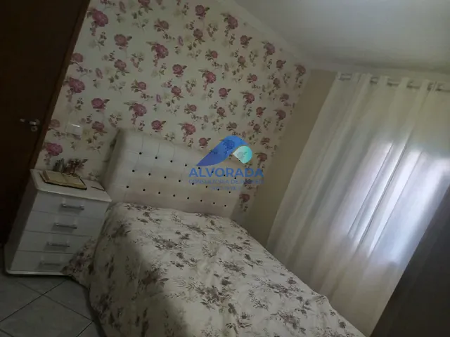 Casa 3 quartos e 2 banheiros, à venda, no bairro Jardim das Indústrias em São José dos Campos