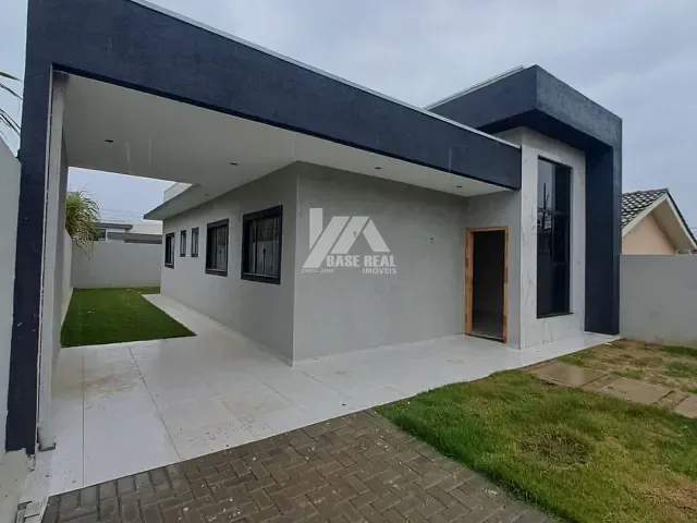 Casa com 240m² 3 quartos e 2 banheiros, à venda, no bairro Cará-cará em Ponta Grossa