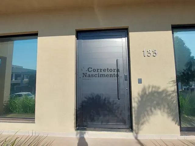 Casa com 450m² 4 quartos e 5 banheiros, à venda, no bairro Urbanova em São José dos Campos