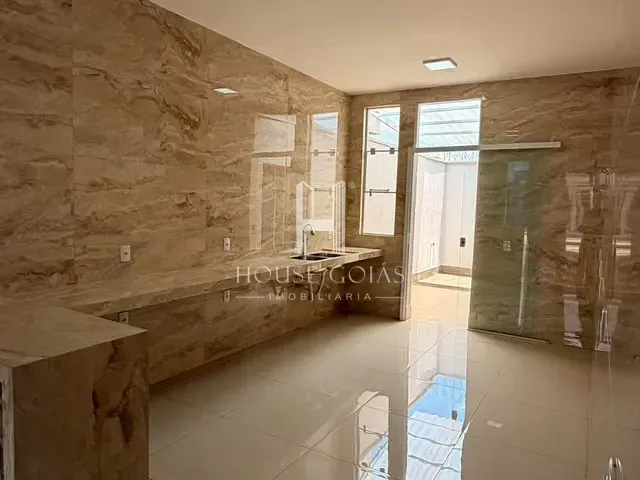 Casa com 249m² 3 quartos e 3 banheiros, à venda, no bairro Vila São Joaquim em Aparecida de Goiânia