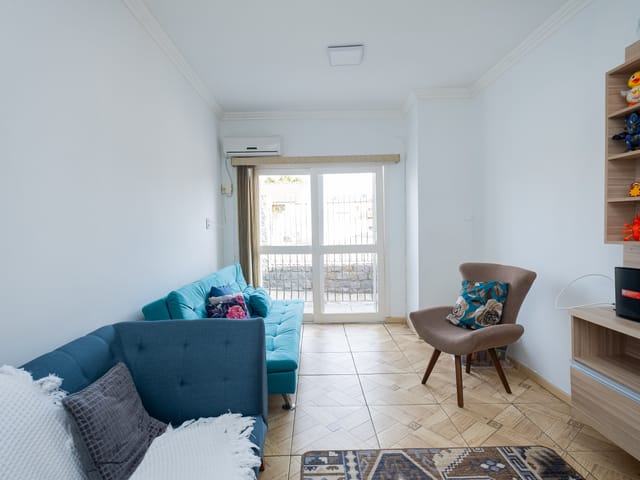 Casa com 213m² 1 quarto e 2 banheiros, à venda, no bairro Três Vendas em Pelotas