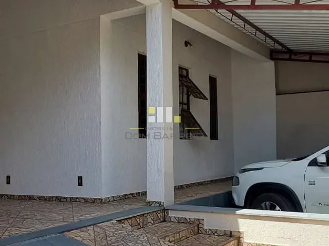 Casa com 301m² 3 quartos e 2 banheiros, à venda, no bairro Jardim Macarenko em Sumaré