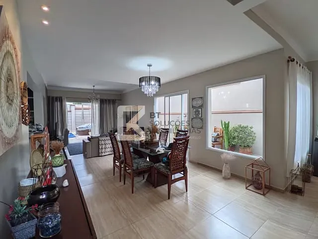 Casa com 300m² 3 quartos e 2 banheiros, à venda, no bairro Jardim Portal dos Ipês em Indaiatuba