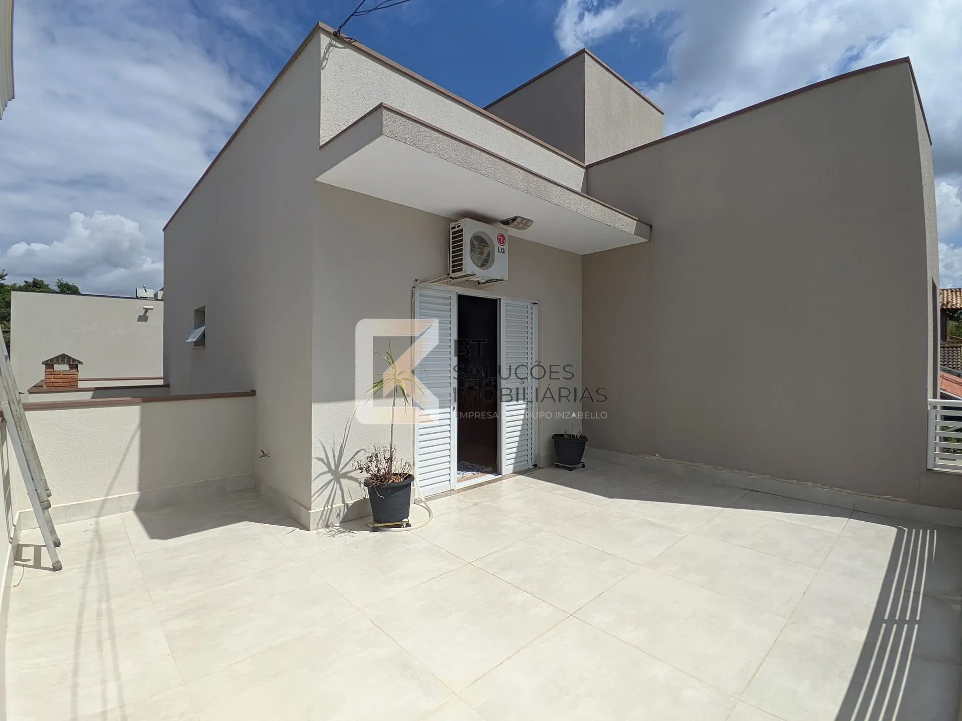 Casa, 3 quartos, 262 m² - Foto 60