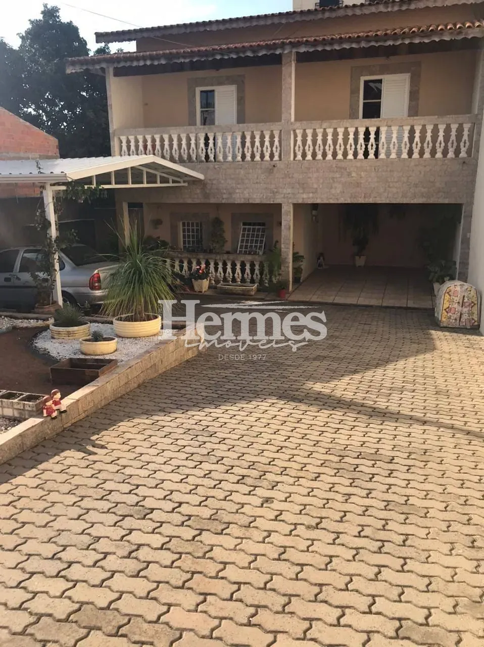 Casa, 3 quartos, 238 m² - Foto 1