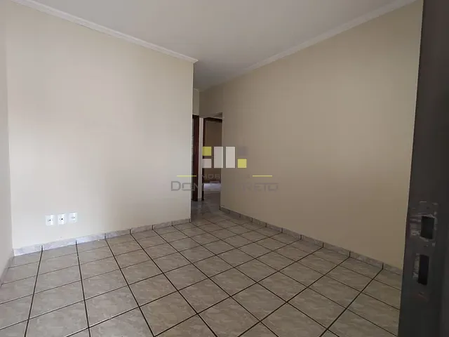 Casa com 250m² 2 quartos e 1 banheiro, à venda, no bairro Jardim Santa Madalena em Sumaré