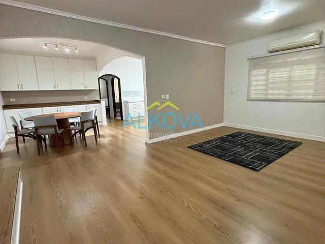 Casa com 265m² 3 quartos e 2 banheiros, à venda, no bairro Jardim Portugal em São José dos Campos