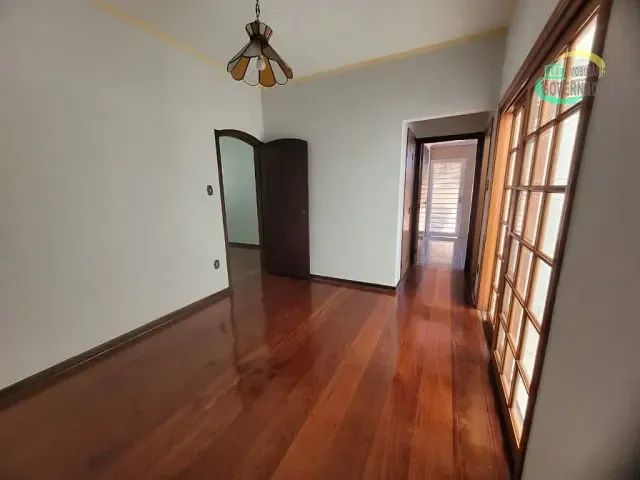 Casa com 250m² 3 quartos e 2 banheiros, à venda, no bairro Vila Proost de Souza em Campinas