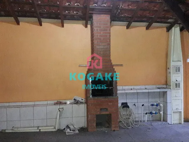 Casa com 250m², para alugar, no bairro Jardim Satélite em São José dos Campos
