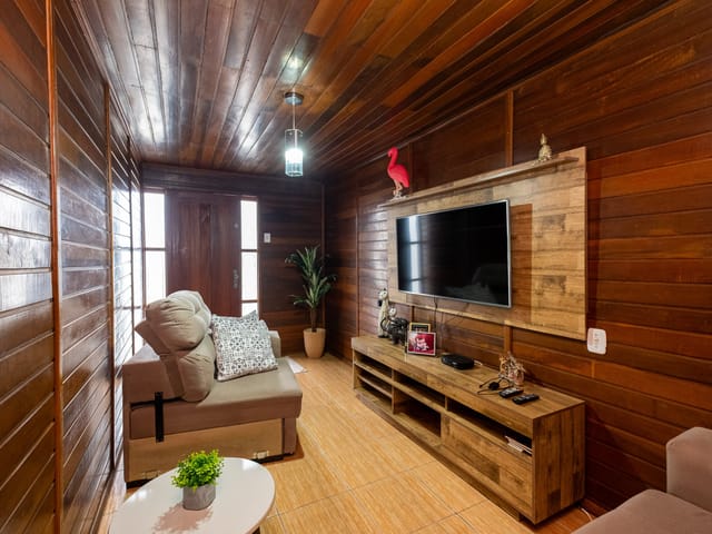 Casa com 425m² 3 quartos e 2 banheiros, à venda, no bairro São Gonçalo em Pelotas