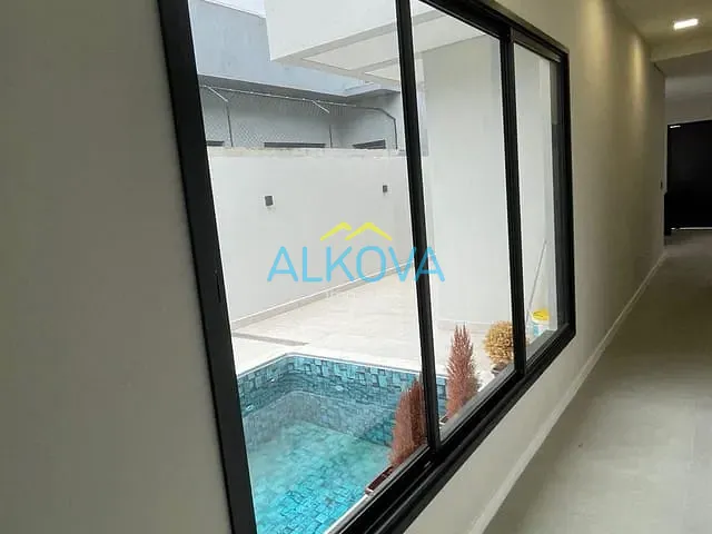 Casa com 250m² 3 quartos e 4 banheiros, à venda, no bairro Loteamento Fazenda Ronda em São José dos Campos