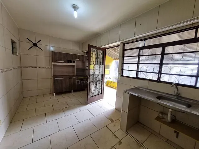 Casa com 140m² 1 quarto e 1 banheiro, à venda, no bairro Jardim Bom Retiro (Nova Veneza) em Sumaré