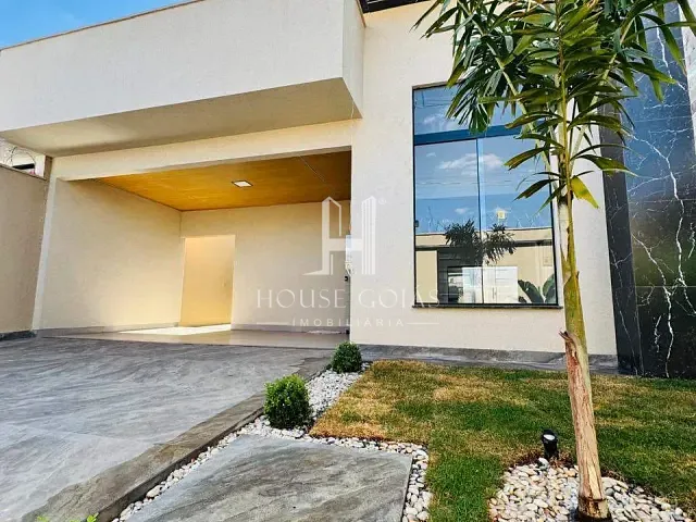 Casa com 200m² 3 quartos e 2 banheiros, à venda, no bairro Residencial Recanto das Emas em Goiânia