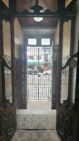 Casa com 210m² 4 quartos e 2 banheiros, à venda, no bairro Centro em Pelotas
