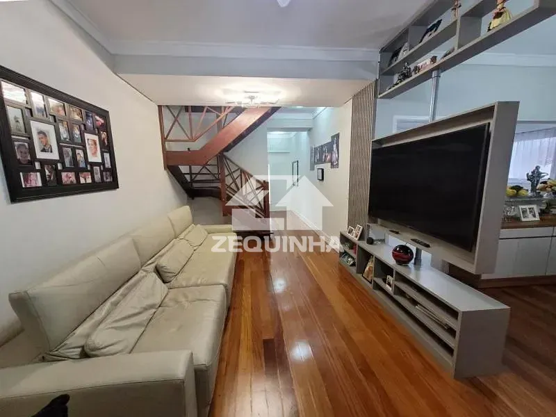 Casa, 3 quartos, 158 m² - Foto 2