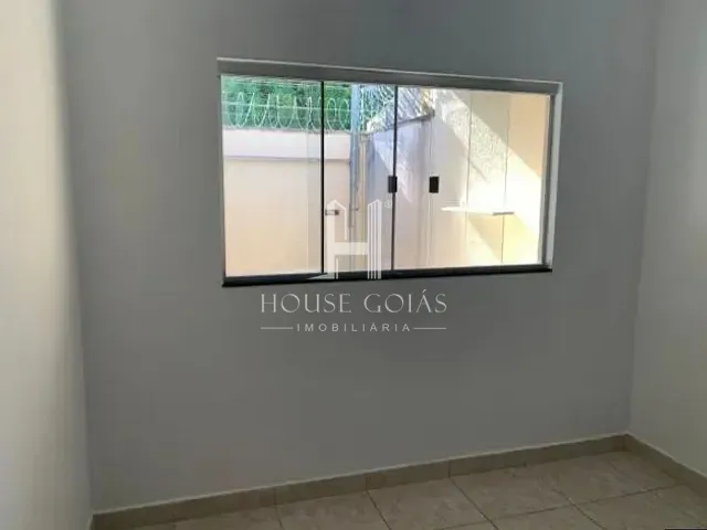 Casa 2 quartos e 2 banheiros, à venda, no bairro Residencial Itaipu em Goiânia