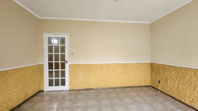 Casa com 428m² 3 quartos e 2 banheiros, à venda, no bairro Centro em Pelotas