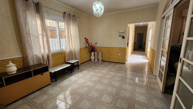 Casa com 428m² 3 quartos e 2 banheiros, à venda, no bairro Centro em Pelotas