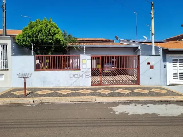 Casa com 320m² 3 quartos e 2 banheiros, à venda, no bairro Jardim Macarenko em Sumaré
