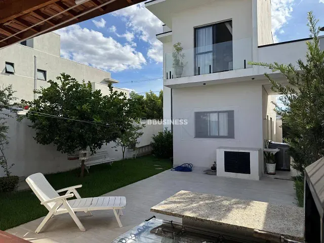 Casa com 200m² 3 quartos e 4 banheiros, à venda, no bairro São Bento em Paulínia