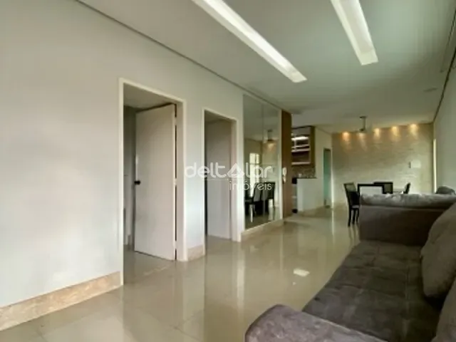 Casa com 100m² 3 quartos e 2 banheiros, para alugar, no bairro Santa Mônica em Belo Horizonte