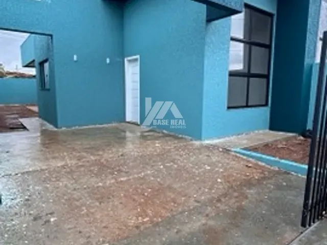 Casa 2 quartos e 1 banheiro, à venda, no bairro Industrial em Guarapuava