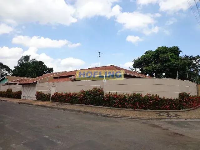 Casa com 355m² 3 quartos e 3 banheiros, à venda, no bairro Jardim Kennedy em Rio Claro