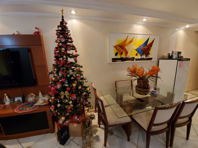 Casa com 173m² 2 quartos e 2 banheiros, à venda, no bairro Parque São Cristóvão em Taubaté