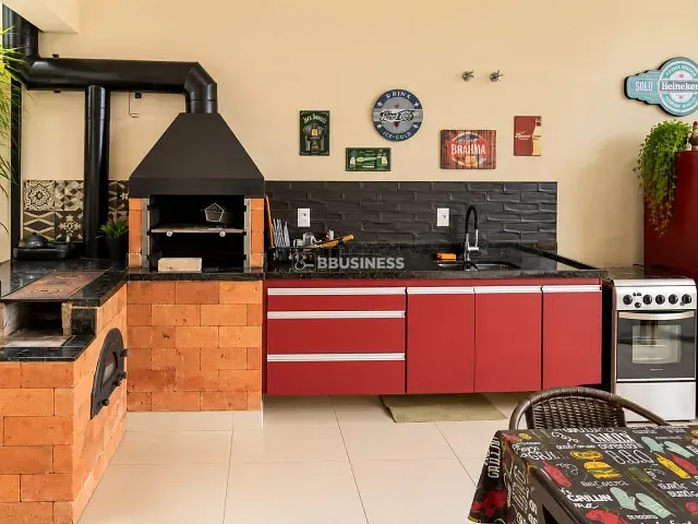Casa 3 quartos e 3 banheiros, para alugar, no bairro Parque Jambeiro em Campinas