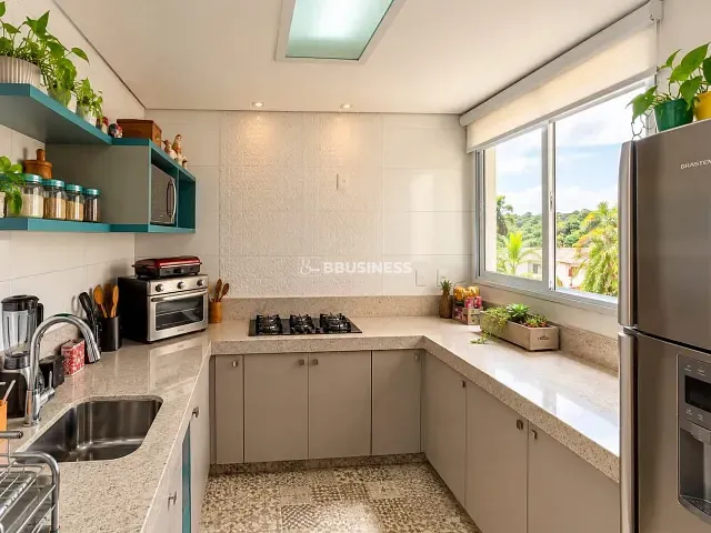 Casa 3 quartos e 3 banheiros, para alugar, no bairro Parque Jambeiro em Campinas