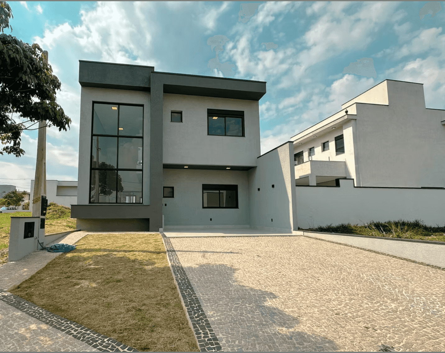 Casa, 3 quartos, 176 m² - Foto 1