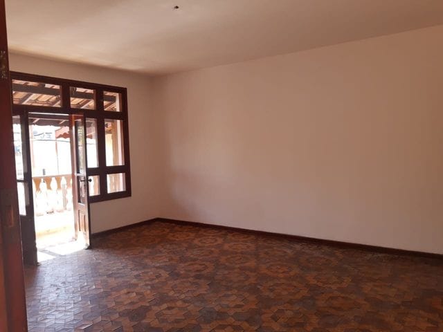 Casa com 150m² 2 quartos e 2 banheiros, à venda, no bairro Aparecida em Bragança Paulista