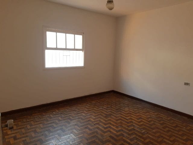 Casa com 150m² 2 quartos e 2 banheiros, à venda, no bairro Aparecida em Bragança Paulista