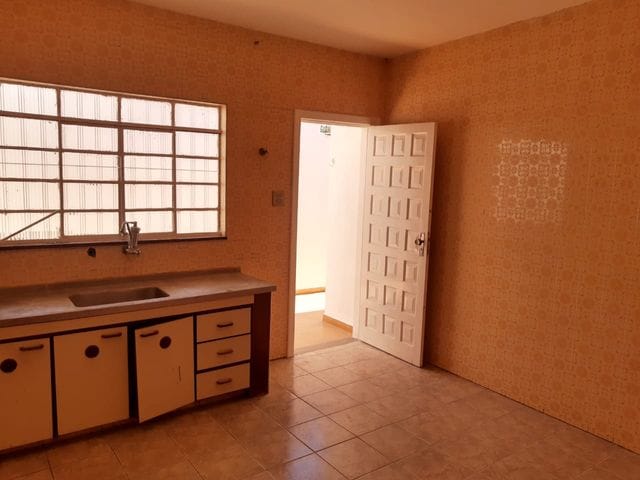 Casa com 150m² 2 quartos e 2 banheiros, à venda, no bairro Aparecida em Bragança Paulista