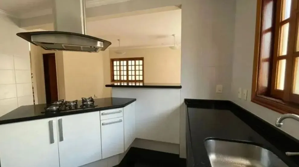 Casa, 3 quartos, 251 m² - Foto 9