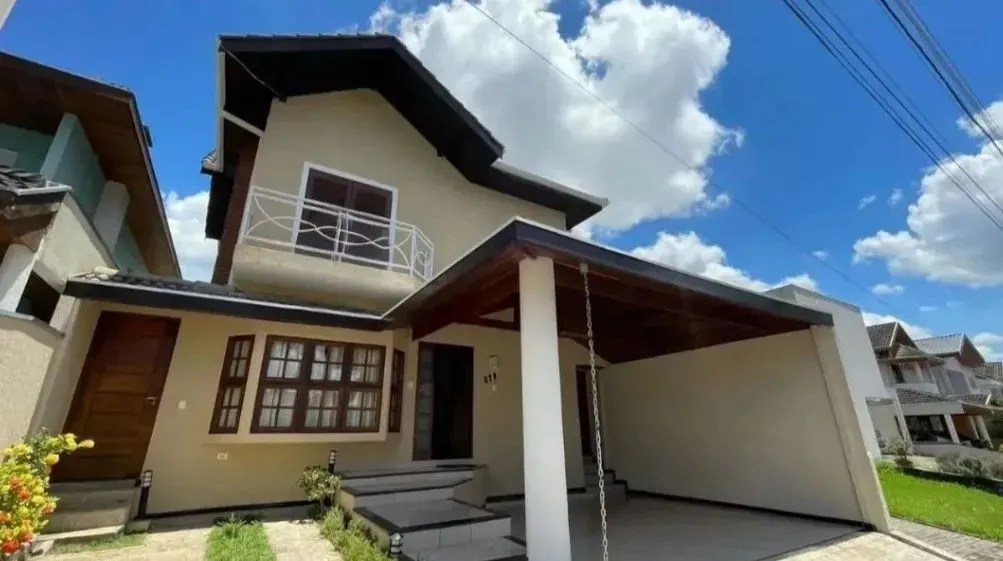 Casa, 3 quartos, 251 m² - Foto 1