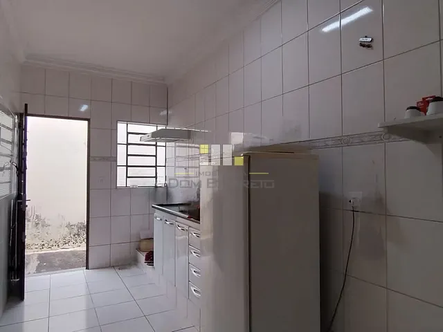Casa com 300m² 4 quartos e 3 banheiros, para alugar, no bairro Vila Miranda em Sumaré