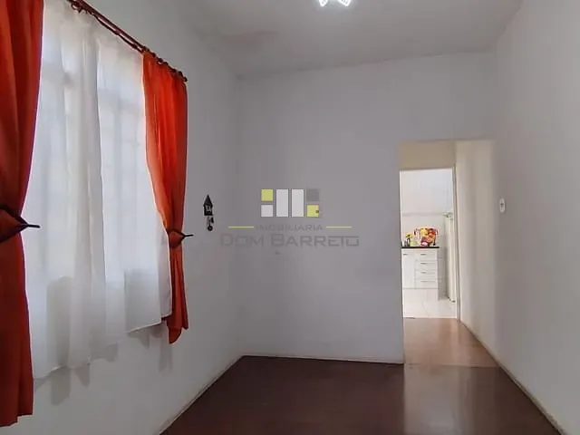 Casa com 300m² 4 quartos e 3 banheiros, para alugar, no bairro Vila Miranda em Sumaré
